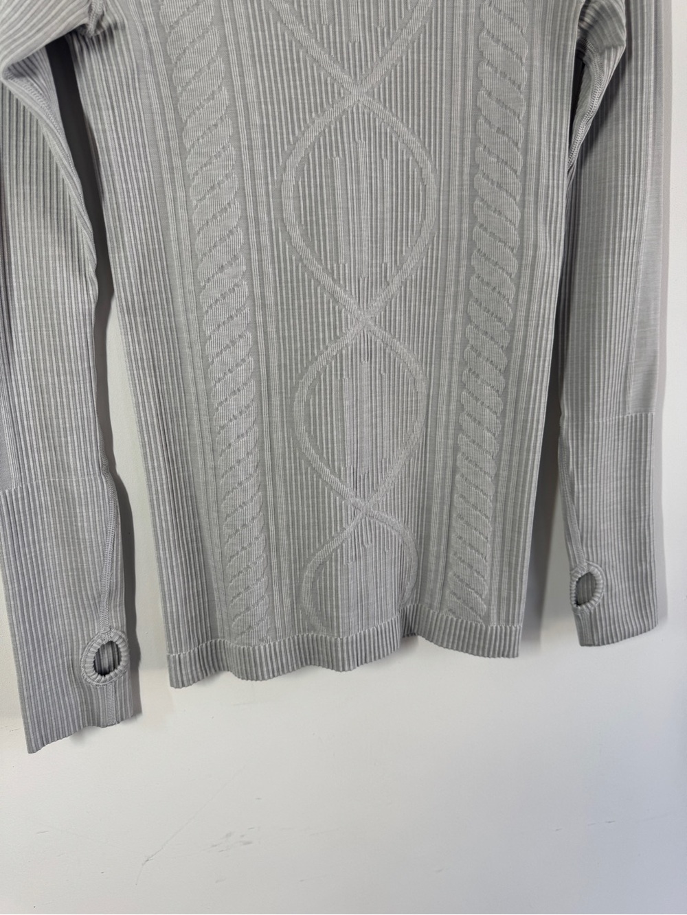 Lululemon Rest Less Pullover Knit Long Sleeve Sweater Athletic Yoga Running XS - Picture 6 of 13